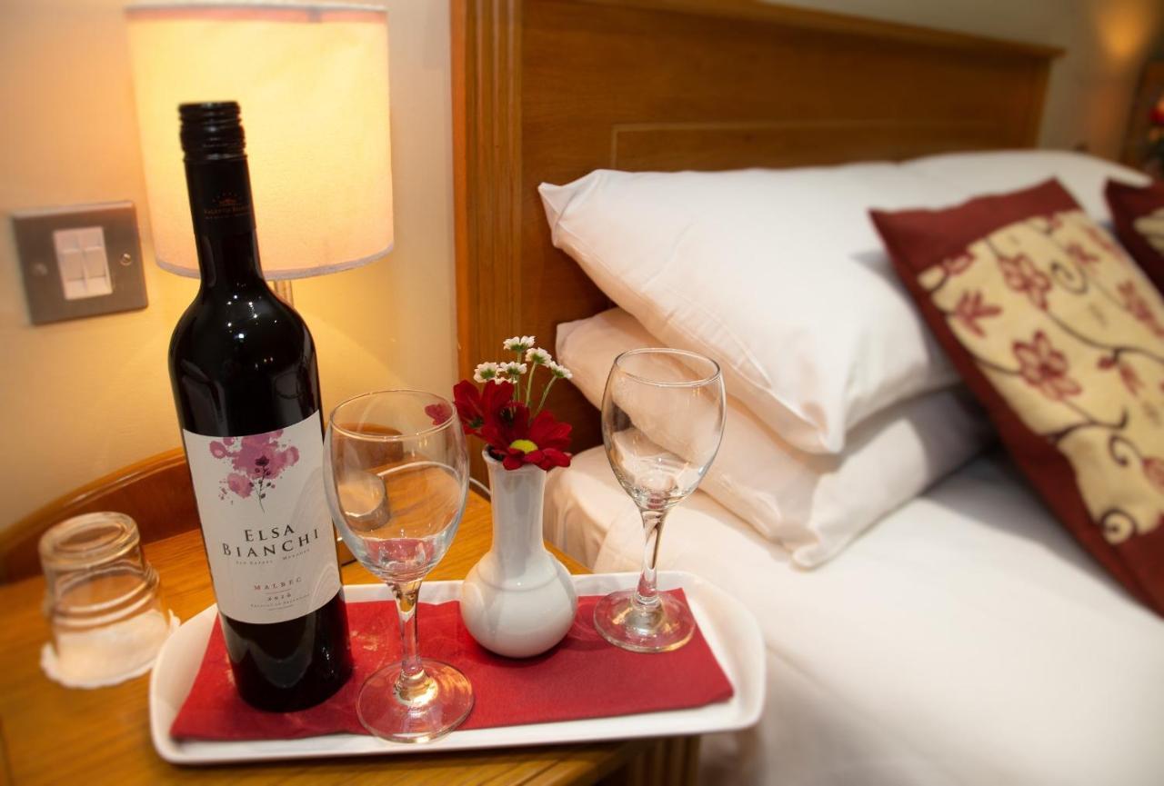 Peacockes Hotel Maam Cross Екстер'єр фото