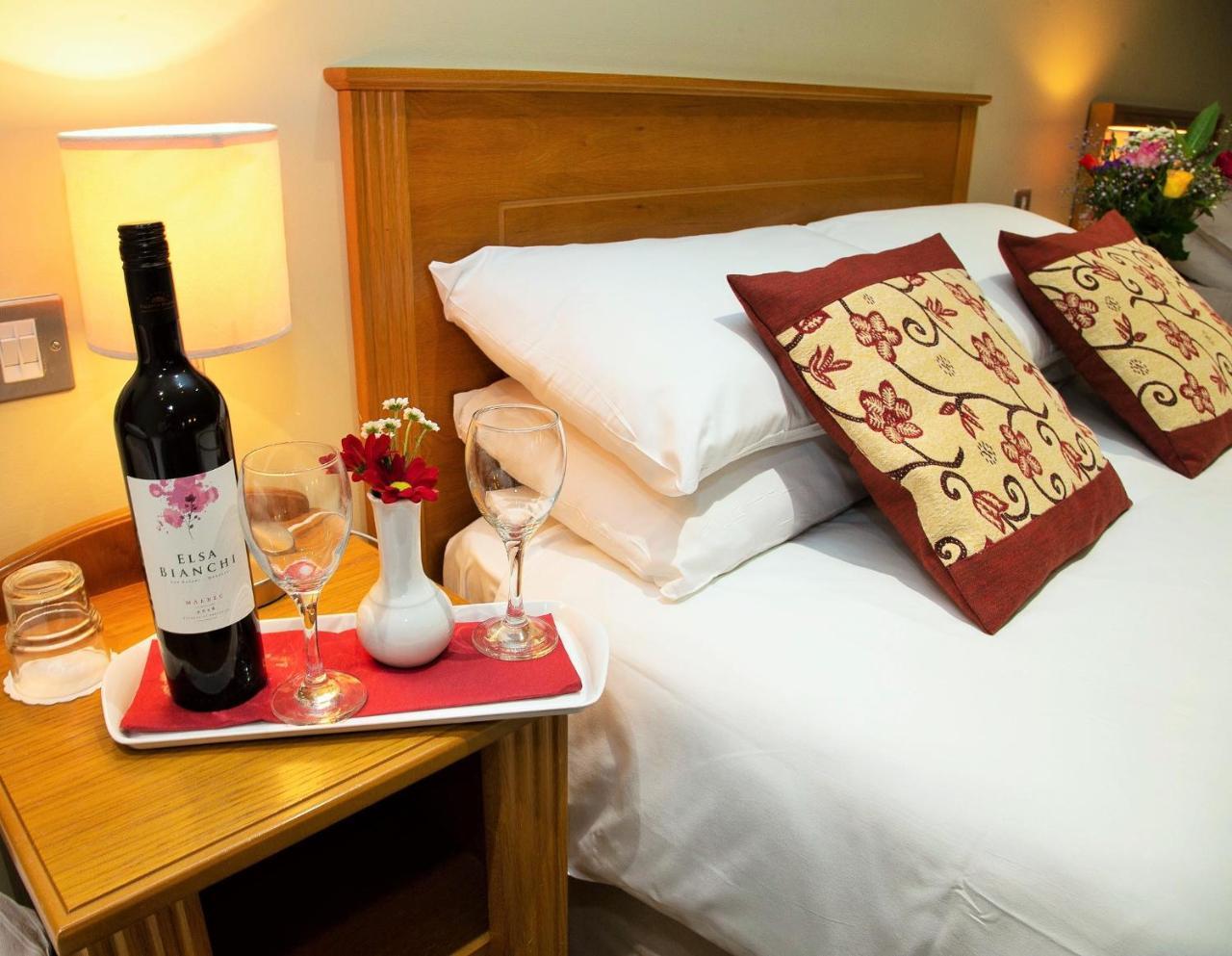 Peacockes Hotel Maam Cross Екстер'єр фото