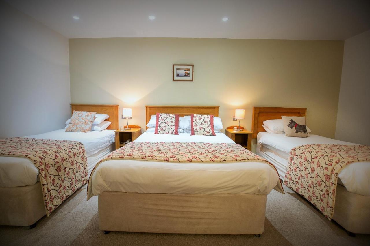 Peacockes Hotel Maam Cross Екстер'єр фото